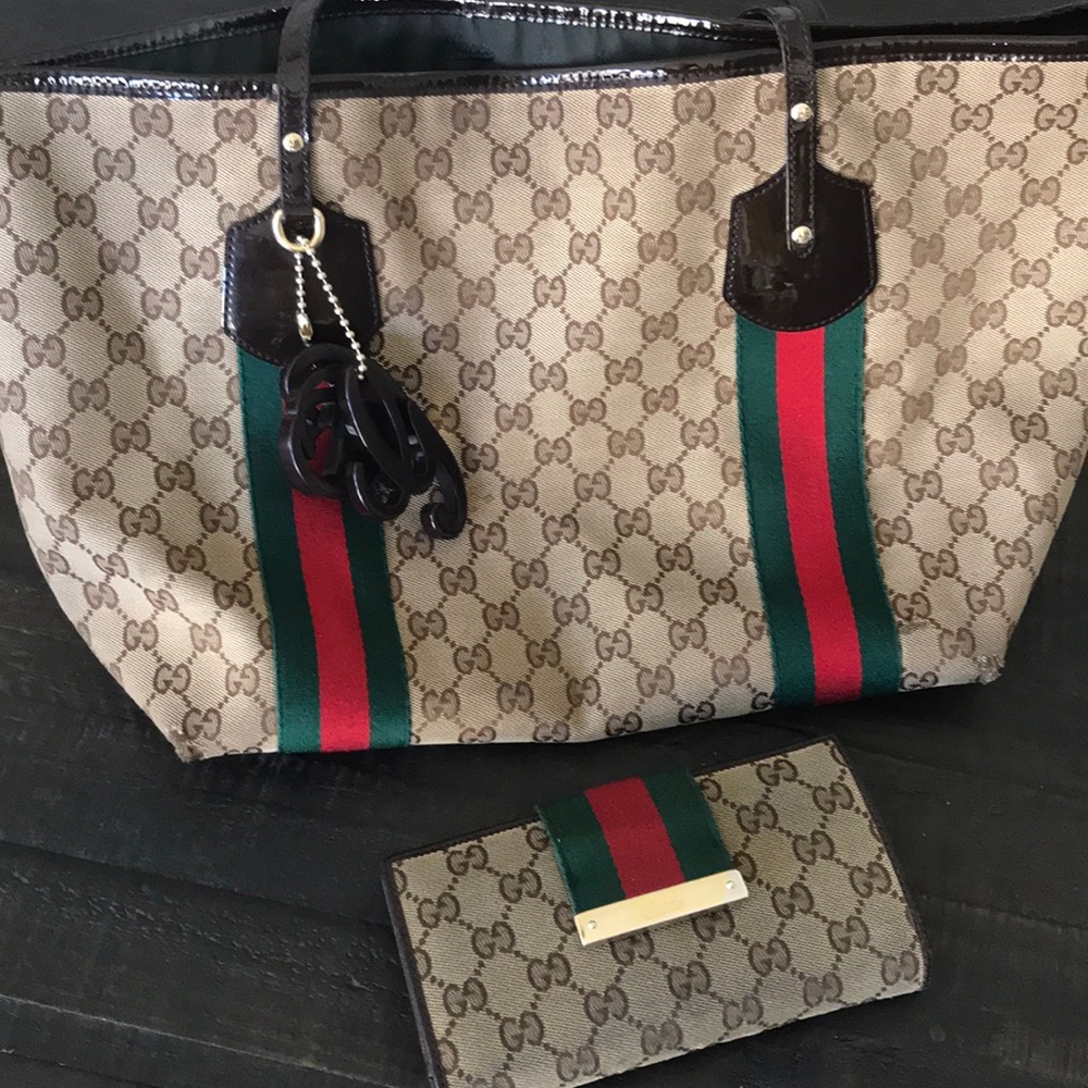 purse & wallet